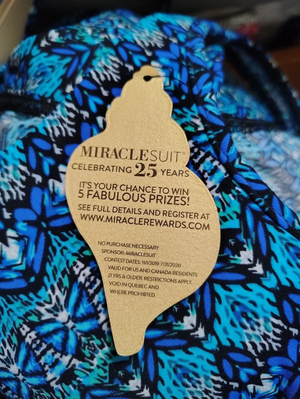 MiracleSuit Women' NWT One Piece Criss Cross Escape Swimsuit Size 16 Mosaic Blue